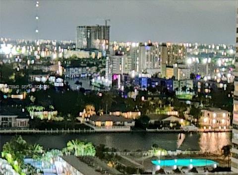 Building Photo - 2030 S Ocean Dr