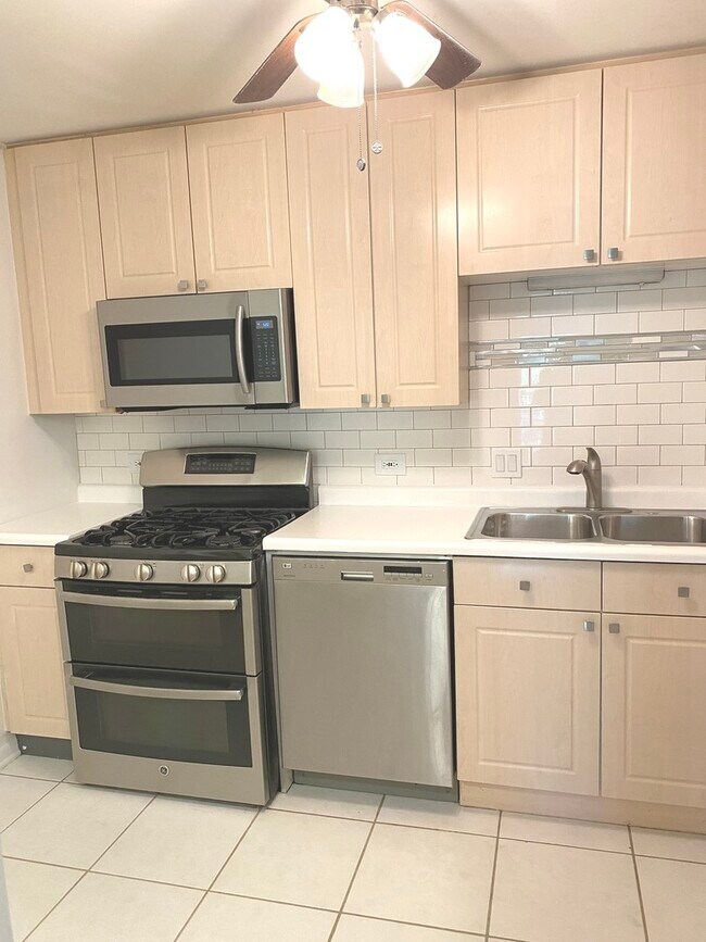 Building Photo - 1149 Miller Ln