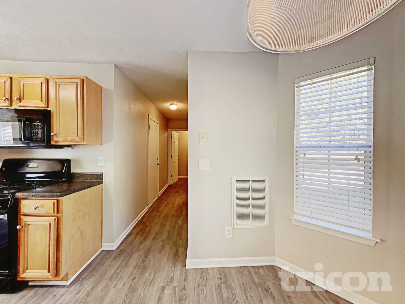 Building Photo - 205 Oak Terrace Dr