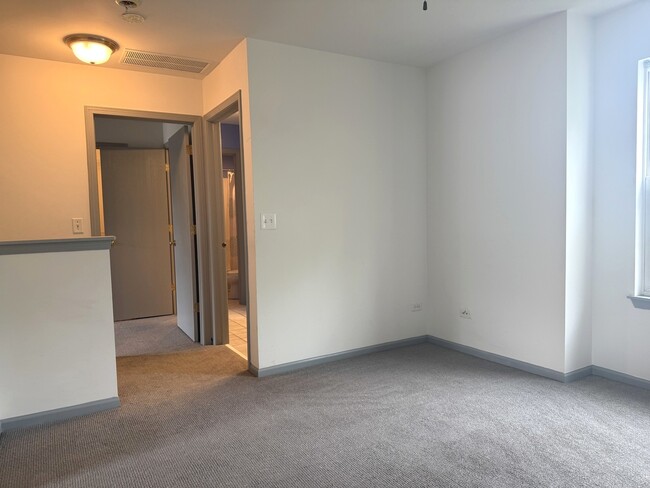 Building Photo - 21439 Abbey Ln