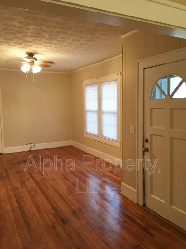Building Photo - 304 Donnybrook Ave