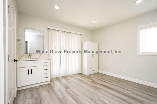 Building Photo - Remodeled 3 Bedroom Fullerton Home