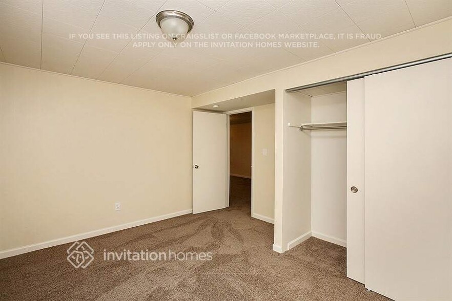 Building Photo - 2122 Truda Dr