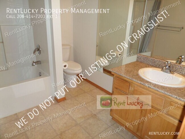 Building Photo - 5039 S 178th St