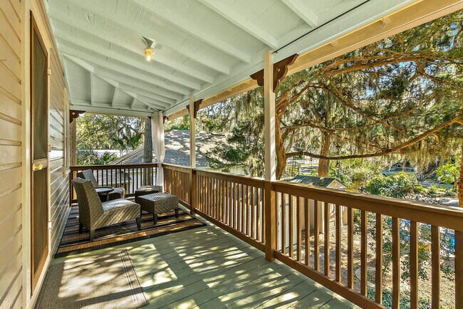 Building Photo - 12 Sylvan Dr