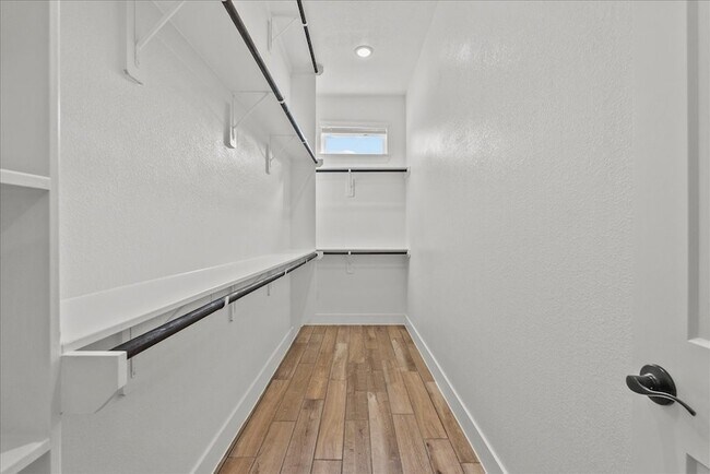 Building Photo - 5218 Sage Hls Dr