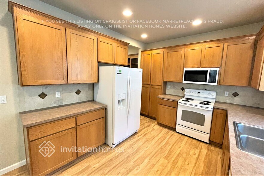 Building Photo - 18013 97th Ave Ct E