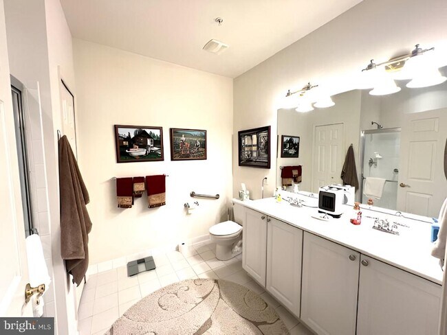 Building Photo - 8105 Hickory High Ct