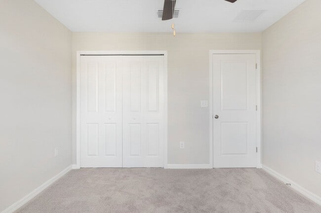 Building Photo - Spacious 5-Bed Touchstone Home – Primary Suite Downstairs, 2-Car Garage