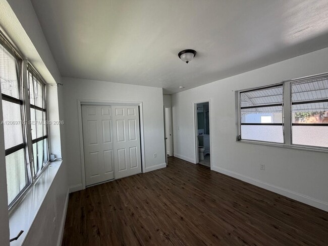 Building Photo - 890 NW 55th St