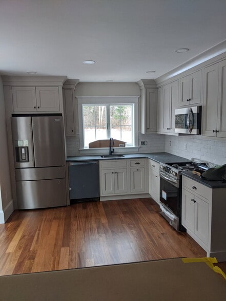 Building Photo - 321 Barlows Landing Rd