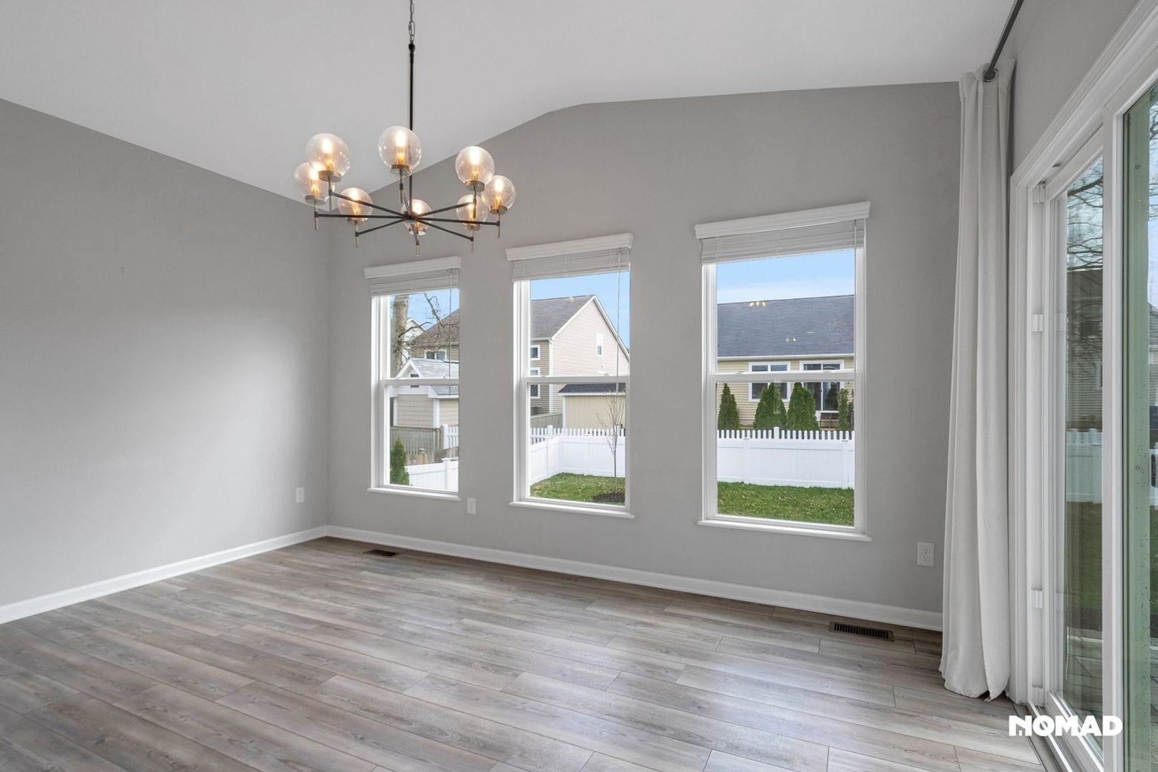 Building Photo - 261 Minton Dr
