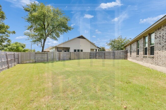 Building Photo - 872 Centerra Hills Cir