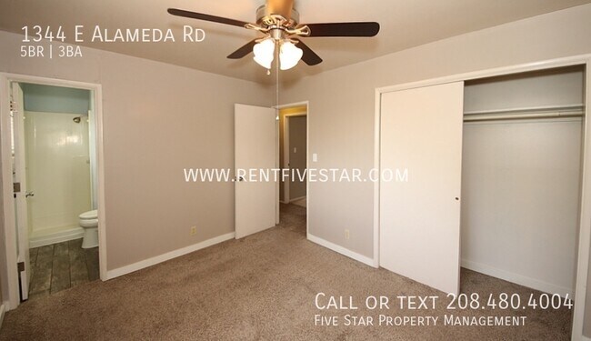 Building Photo - 1344 E Alameda Rd