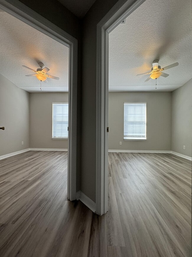 Building Photo - 12965 Langstaff Dr