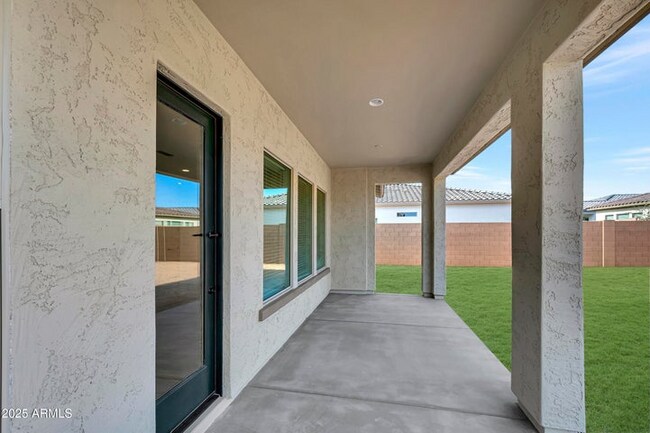 Building Photo - 19321 W Luke Ave