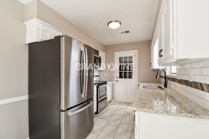 Building Photo - 7215 Grapevine Cove