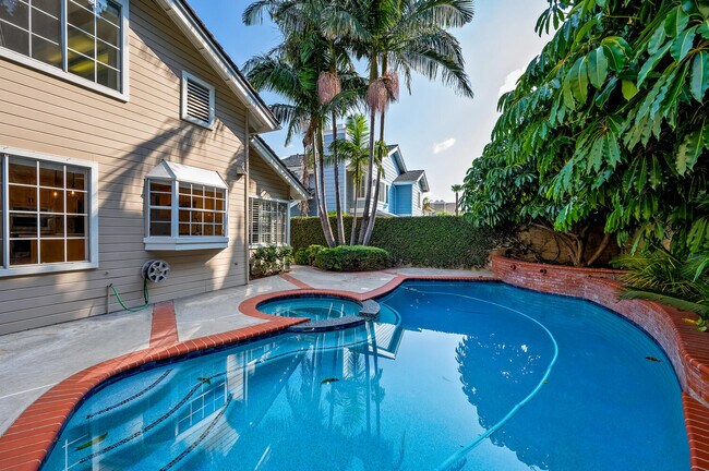 Building Photo - 945 Finnell Way