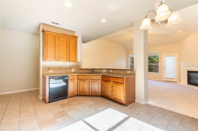 Building Photo - 2824 Gooseberry Dr