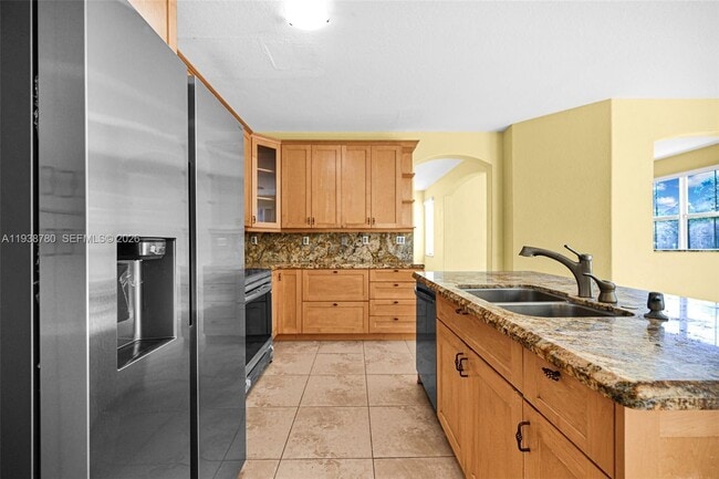 Building Photo - 11412 SW 137th Pl