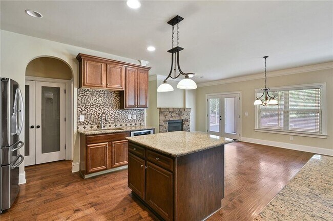 Building Photo - 4530 Fernbrook Pl