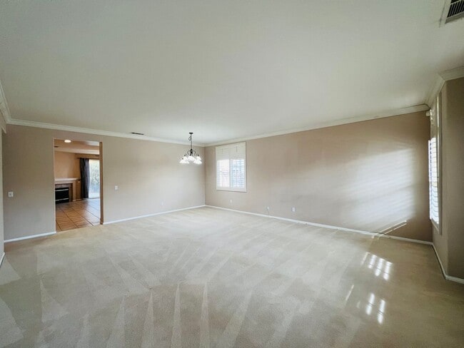 Building Photo - FOXFIRE RANCH VICTORVILLE