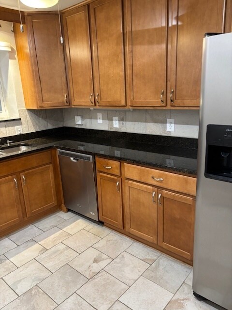 Kitchen - 3416 Grove Ave