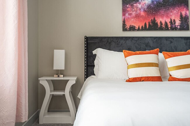 Building Photo - 3366 Firethorn Drive