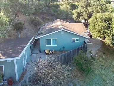 Building Photo - 1656 Bee Canyon Rd