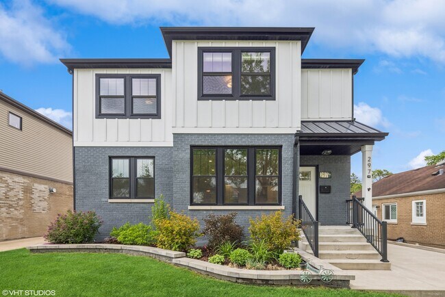 Primary Photo - 297 Highland Ave