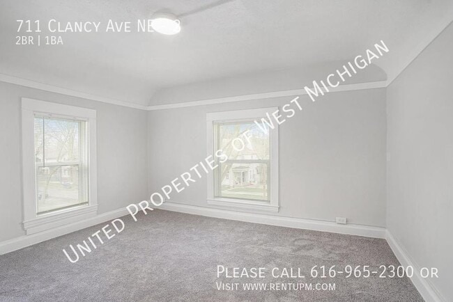 Building Photo - Available Now | 2 bed 1 bath Apartment in ...