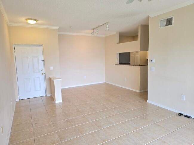 Building Photo - 3404 Tuscany Way