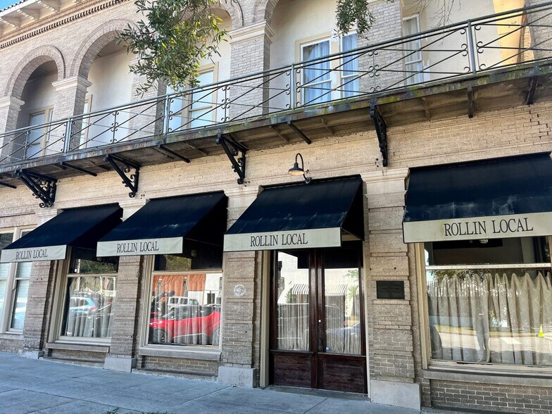 Building Photo - 732 Front St