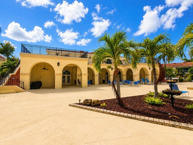 Building Photo - FOR RENT – STUNNING 2 BEDROOM / 2 BATH CONDO IN BRADENTON