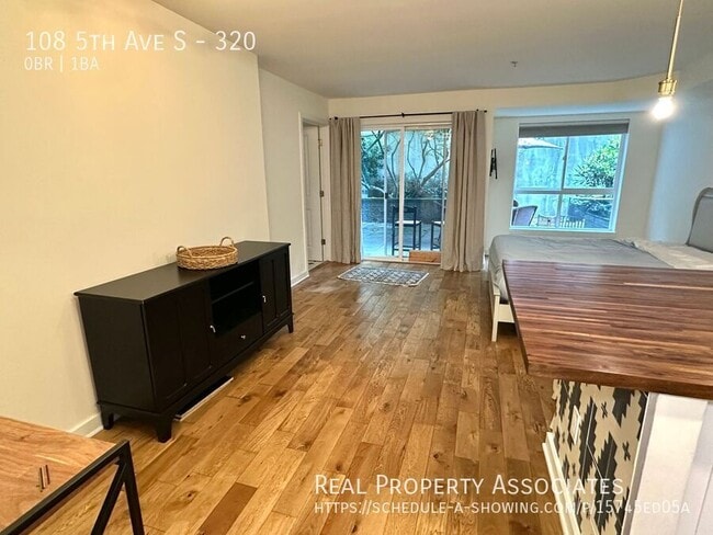 Building Photo - 108 5th Ave S