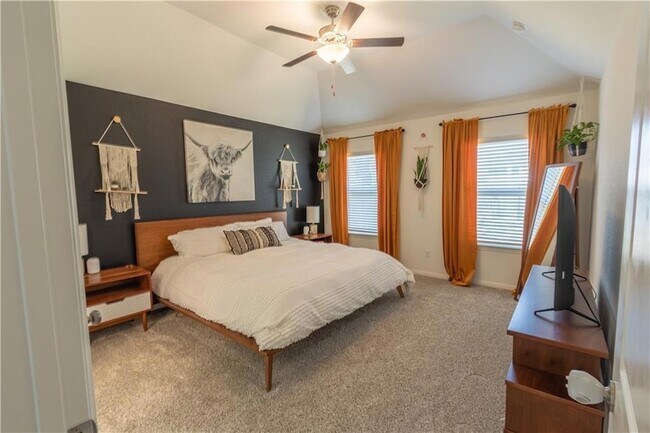 Building Photo - 104 Cascia Cir