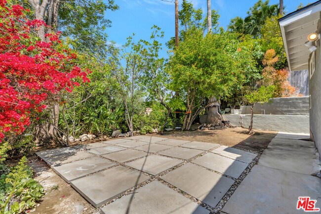 Building Photo - 3379 Canton Ln