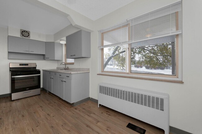 Building Photo - Green Twp- Cozy 2 Bed 1 Bath