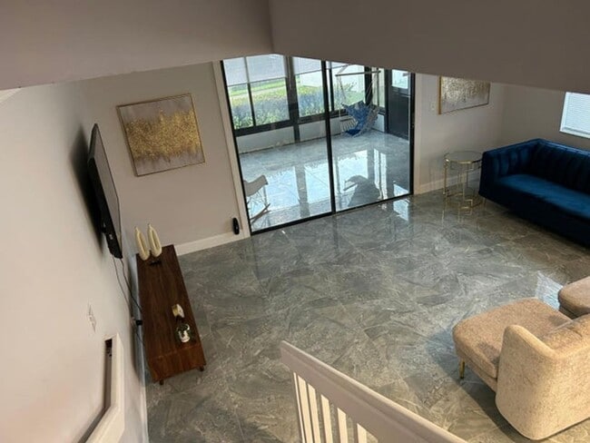 Building Photo - 7690 Lago Del Mar Dr