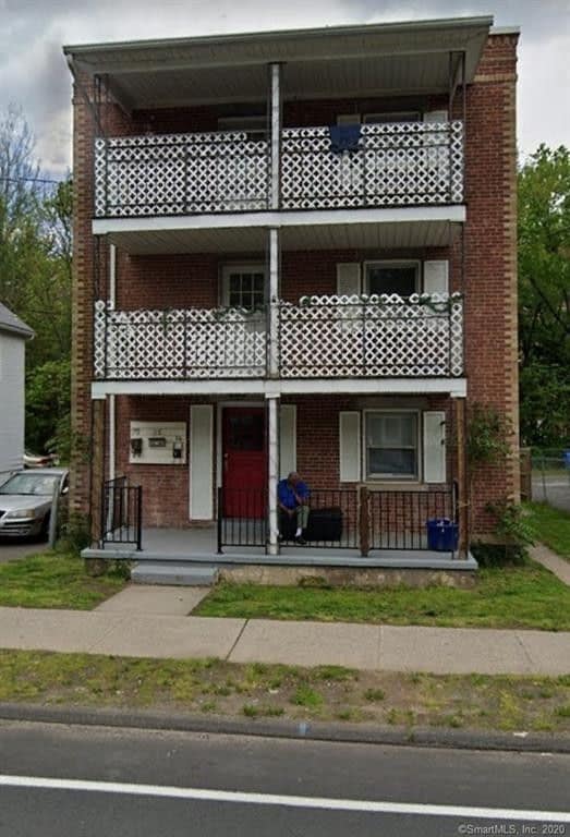 Building Photo - 72 Park St