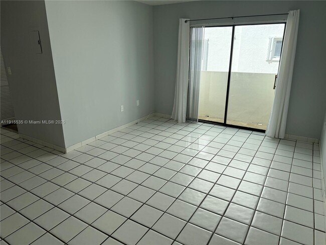 Building Photo - 7915 Harding Ave