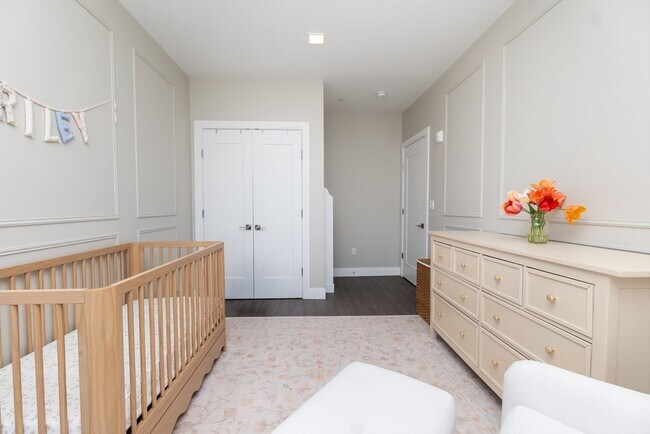 Building Photo - 11 Walley St