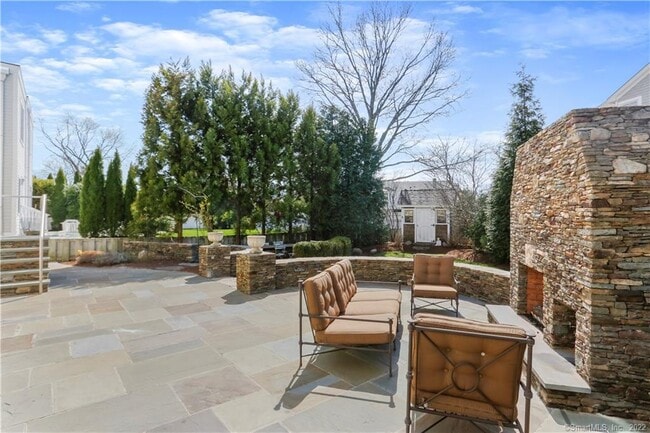 Building Photo - 4 Scofield Pl