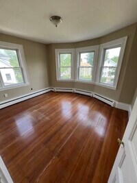 Building Photo - 69 Cherry St