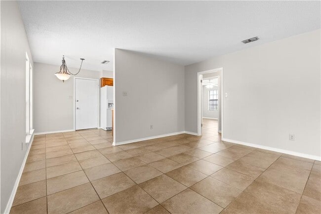 Building Photo - 5928 Windham Ct