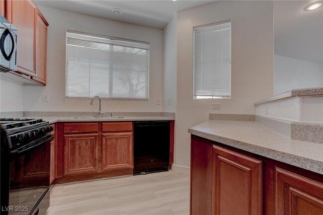 Building Photo - 7332 Marble Lake St