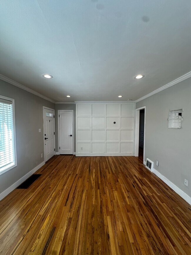 Building Photo - 1638 E 3150 S