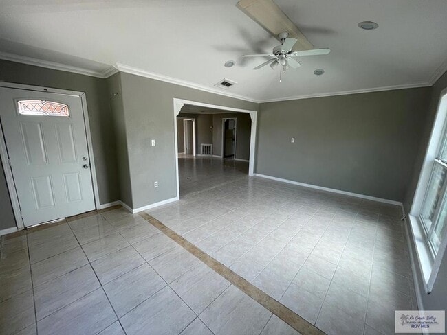 Building Photo - 1169 Calle Galaxia