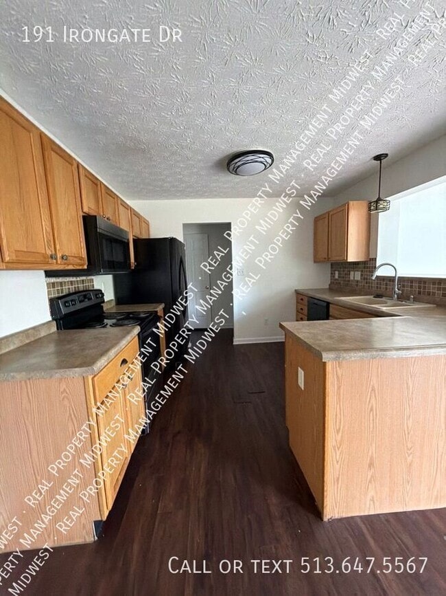 Building Photo - 191 Irongate Dr