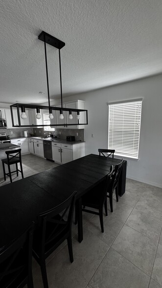 Building Photo - 9565 Summers Cay Cir